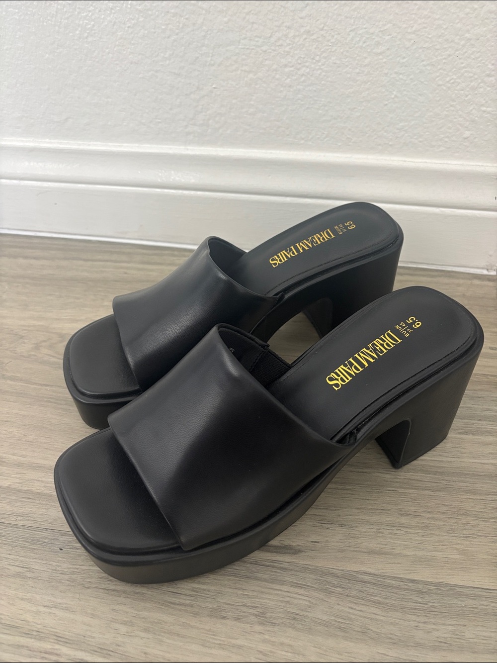 Dream Pairs Black Slide Platform Mules